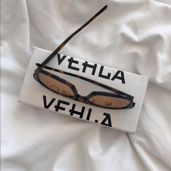 Vehla Sunglasses - Picture 1 of 5
